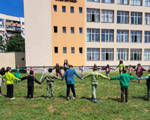 Горска педагогика с ученици от Кресна