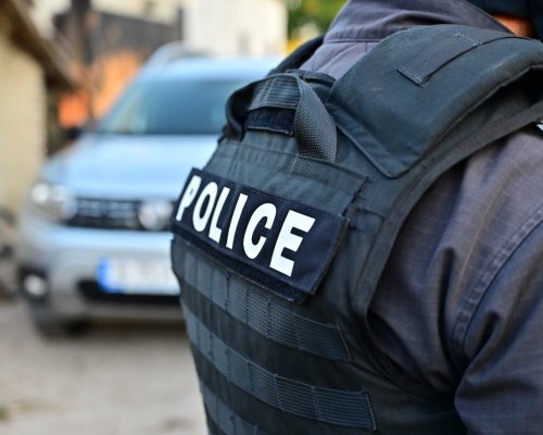 Закопчаха двама при спецакция в Пиринско