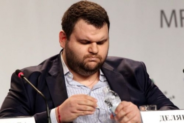 Пеевски щял да реже уши за критики срещу Борисов