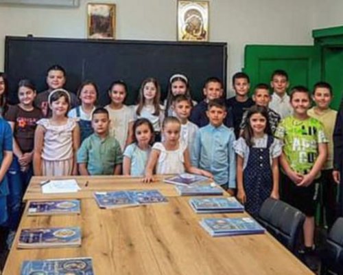 Деца научиха основите на вярата във възкресеното училище на село Лешница