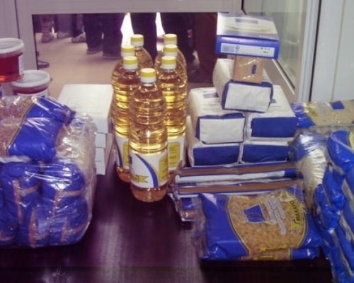 Започва раздаването на хранителни продукти по програма в Сатовча
