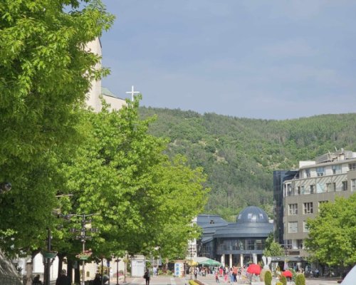 Летен уикенд с песни на популярни БГ изпълнители в Благоевград