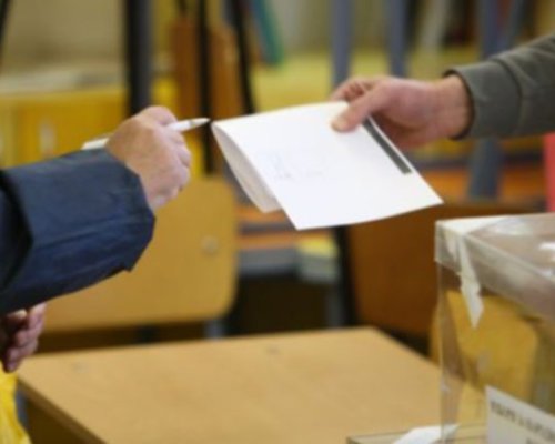 Членове на СИК масово бягат заради ниското заплащане и многото работа