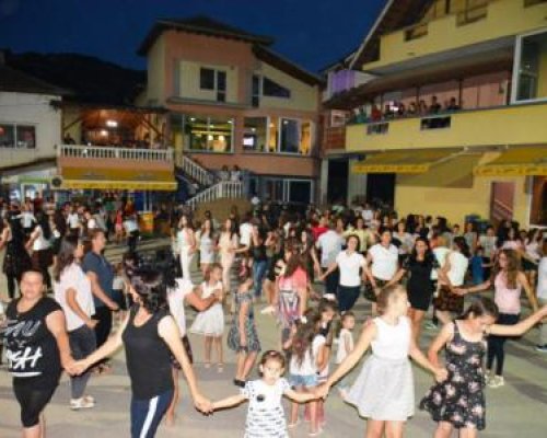 Кръшни песни и хора за Курбан Байрам в Долно Осеново