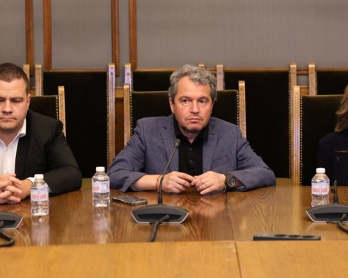 ИТН след срещата с ГЕРБ: Правилно е да има експертен кабинет, разговорите ще продължат
