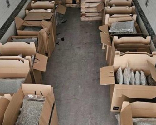 Задържаха камион с 350 килограма марихуана, следен край Гоце Делчев