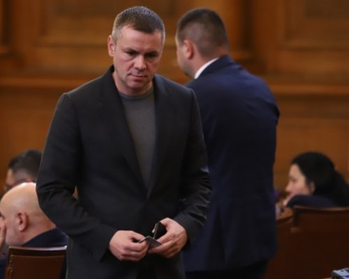 Ицо Хазарта е един от 23-мата най-шантави депутати в новия Европейски парламент
