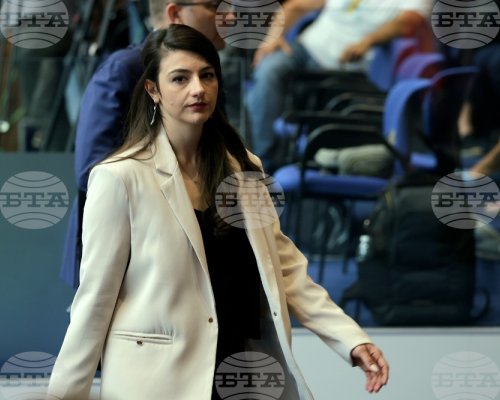 Лена Бориславова: ПП-ДБ няма как да подкрепи трети мандат с ГЕРБ, ДПС и  Има такъв народ