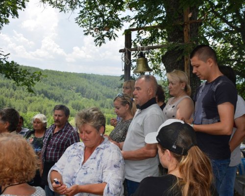 Сенокос отбеляза Свети Дух ден преди празника