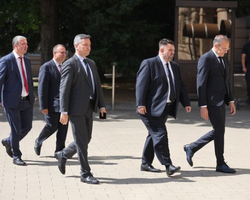 БСП за България  : Готови сме да работим за експертен кабинет с третия мандат