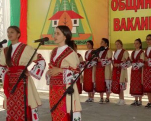 Събор във Ваклиново връща стотици гурбетчии в община Сатовча