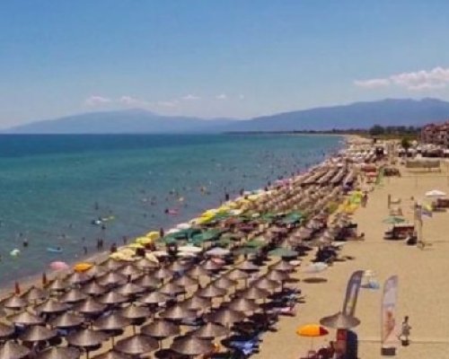 Все повече благоевградчани ходят на плаж в Гърция, но само за ден
