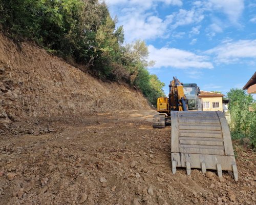 Изграждат подпорна стена на резервоара за питейна вода  Яворите  в Петрич