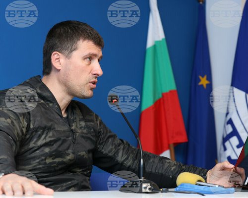 Ивелин Михайлов от  Величие  обяви, че има запис, в който е заплашван от председателя на парламентарната група на партията Николай Марков