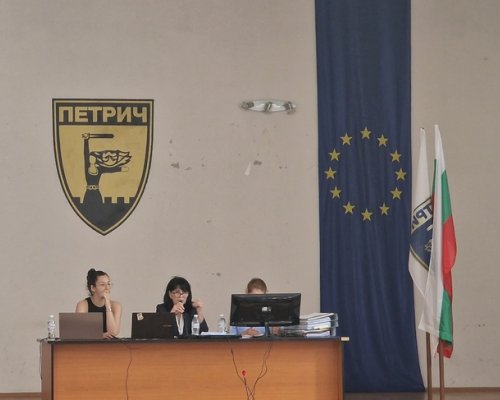 Проект за внедряване на мерки за енергийна ефективност в детска градина  Детелина  в Петрич