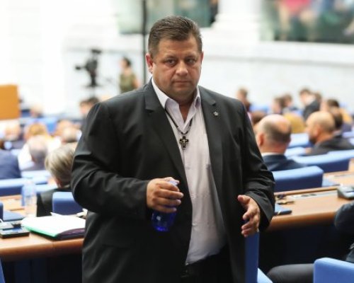 Парламентарната група на Величие се разпадна, шестима депутати напуснаха