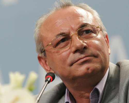 Доган се среща със 17-те депутати, които спазиха повелята му да гласуват против кабинета на ГЕРБ-СДС