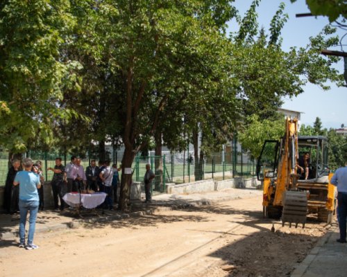 Подменят водопровод на кв.  Дълбошница  в Петрич