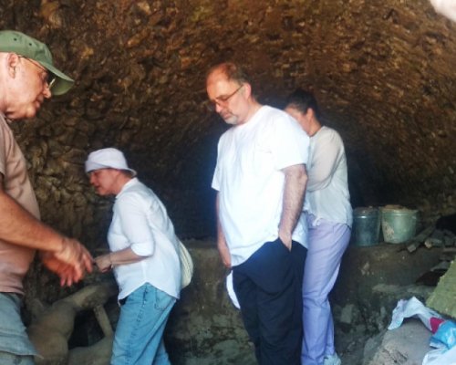 Министърът на културата на крака при бог Хермес от Хераклея Синтика: Световно открие