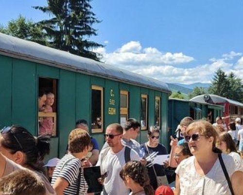 Ретро разходка с теснолинейката
