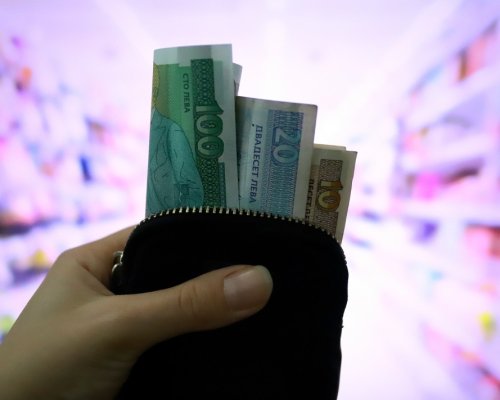 Вдигат линията на бедност със 112 лева