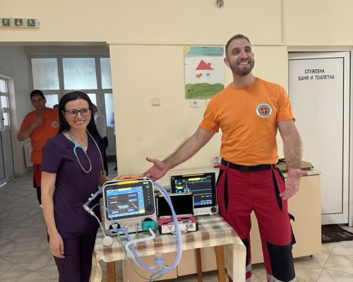 Фондация Капачки за бъдеще дари апаратура на болницата в Гоце Делчев
