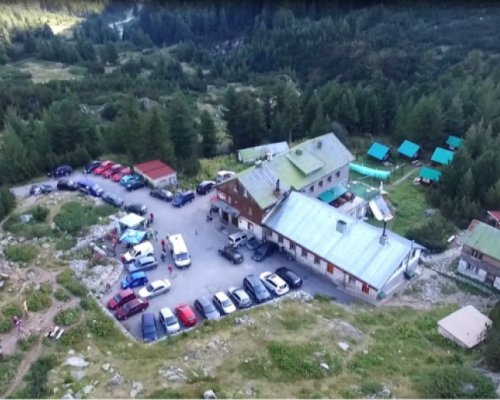 Забраниха движението в част от пътя към хижа Вихрен