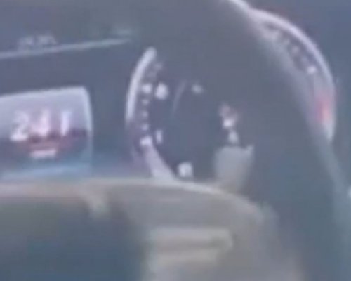 Лудост: Джигит кара с над 230 км/ч в тунел Железница