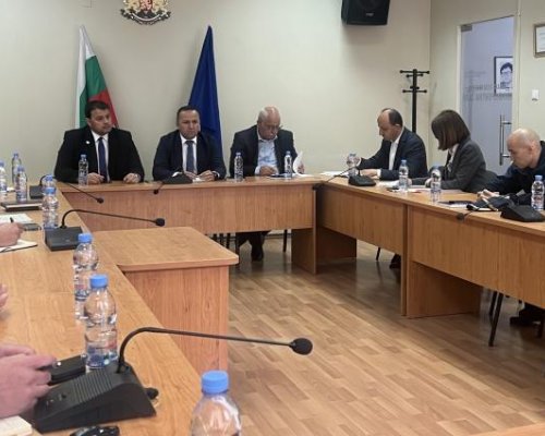 Губернаторът на Пиринско свика кметове, полицаи, горски и граничари