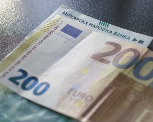 Българите в чужбина са пратили рекордна сума пари у нас