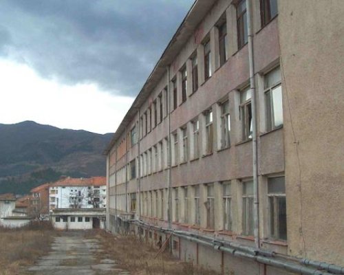 Банско стартира мегапроект за бившите казарми върху площ от 201 дка със спортна зала, игрища, басейни, паркинг за 700 коли
