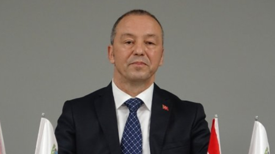 Сабри Мутлу: Ще бъдат решени проблемите в ДПС, партията ще се върне на мястото си Сабри Мутлу: Ще бъдат решени проблемите в ДПС, партията ще се върне на мястото си