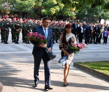 Кандидатът за кмет д-р Камбитов участва в честванията по повод 103-годишината от освобождението на Горна Джумая