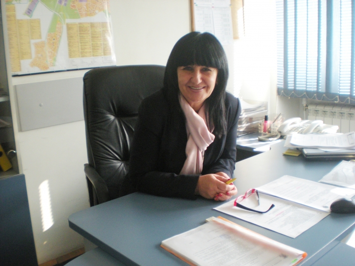 Юлия Янчева влезе в шефския кабинет на Инспекцията по труда в Благоевград навръх рождения си ден