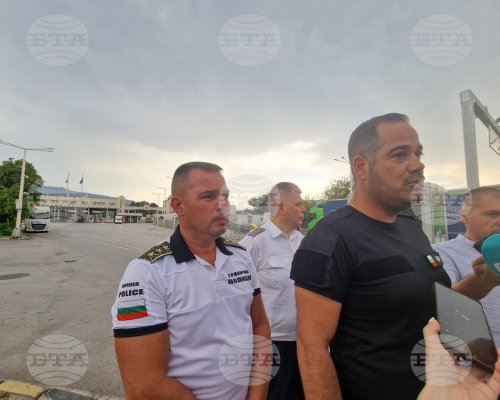 Калин Стоянов с изненадваща проверка на ГКПП Кулата: Получихме множество сигнали от граждани за значително бавното преминаване на граничен пункт Кулата