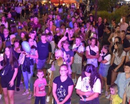 Орхан Мурад и Цветелина Грахич ще веселят съборяните в Крупник