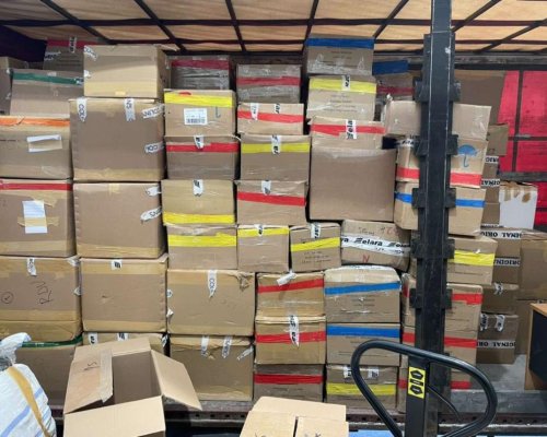 Повече от 40 000  маркови  парфюма задържаха района на ГКПП  Кулата