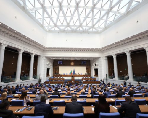 Маркет Линкс: ГЕРБ отново е първа сила, ДПС като монолитна партия би получила 15,4