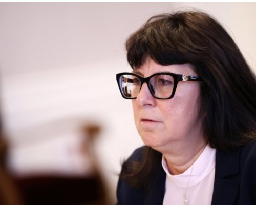 Три министерства търсят решение за медицинските бележки за здрави деца и за профилактични карти