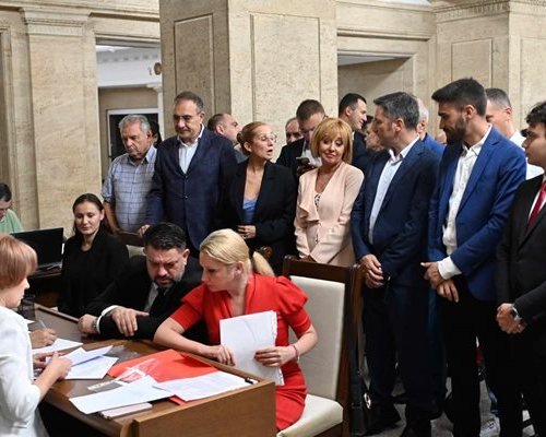 БСП-Обединена левица” подаде документи за регистрация в ЦИК