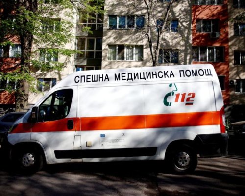 Тир блъсна 92-годишна жена на тротоар в Петрич