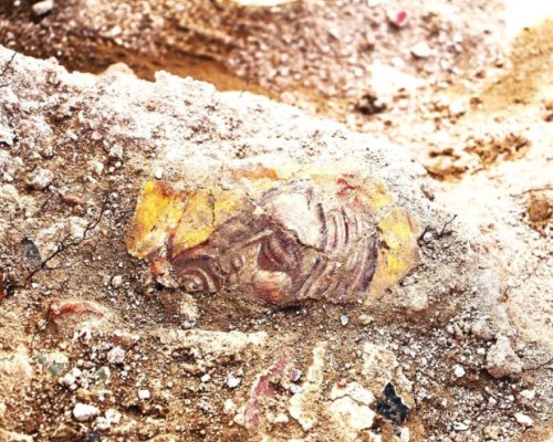 Ликът на Исус Христос се показа при разкопки в Мелник