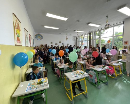 За 193 деца в община Разлог днес бе първият Първи учебен ден