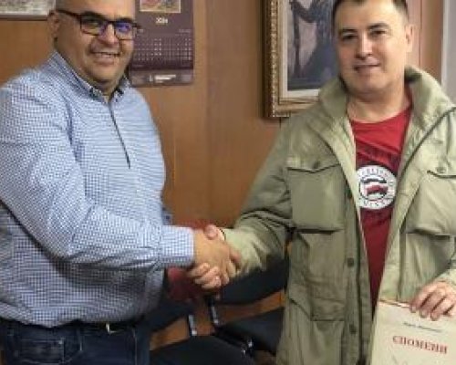 Българин от Чикаго направи ценно дарение на РИМ-Благоевград