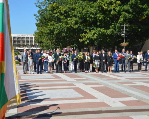Благоевградската общественост отбеляза 116 години от обявяването на Независимостта на България