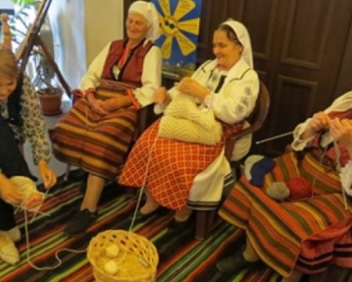 Запомнящо се и с препълен площад приключиха банските  Културни вечери Традиции и изкуство