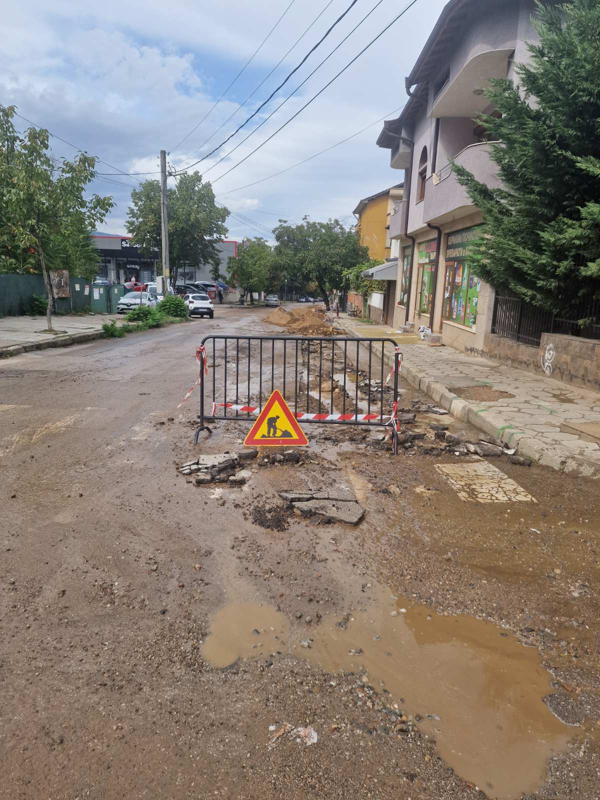 Приключи подмяната на водопровода на ул.  Свобода  в Петрич, предстои цялостно асфалтиране и нови тротоари