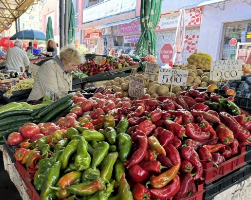 На пазар по съседски: Цените в Делчево по-ниски от тези в Благоевград, качеството високо