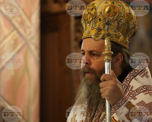Неделните дни за нас са денят Господен, каза Неврокопски митрополит Серафим, който днес служи в храма в Черниче