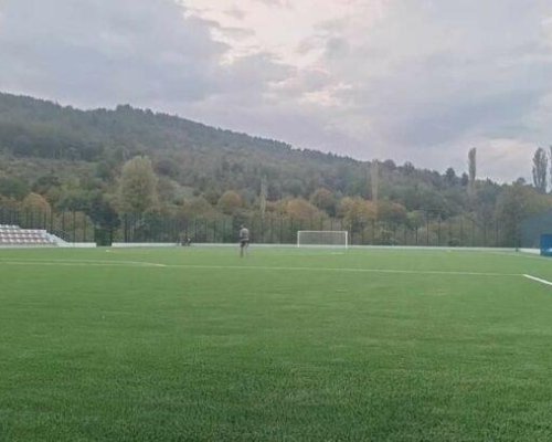 От вчера красив нов стадион радва жителите на село Полена